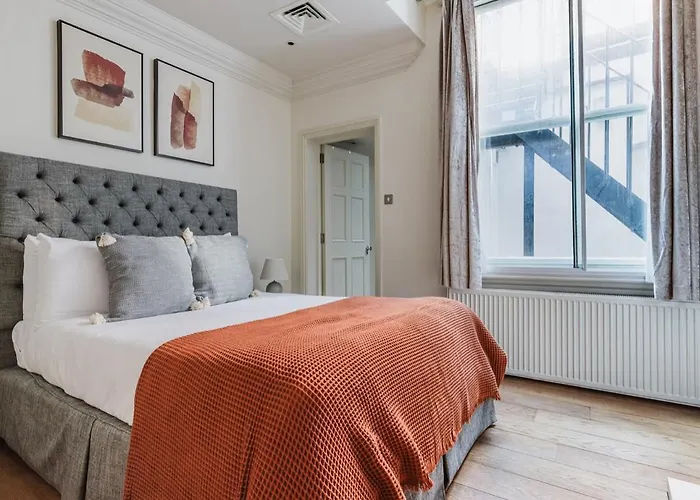 Best Apartment In Mayfer